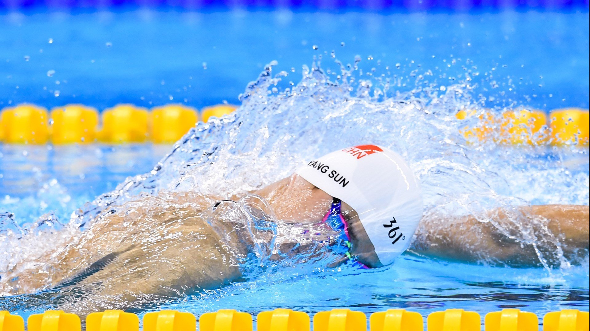 德甲球员基于脑电反馈进行情绪抑制训练的实证评估，基于脑电的情绪识别